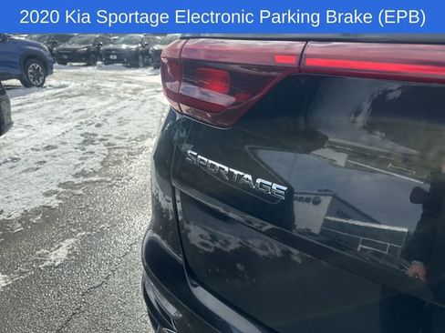 Used 2020 Kia Sportage EX w/ Option Group 15 image 17