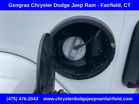 Used 2023 Jeep Wrangler Unlimited Sahara w/ Cold Weather Group AWD/4WD image 35