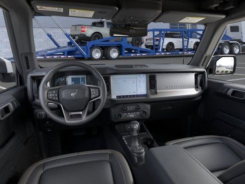 New 2025 Ford Bronco Outer Banks image 9