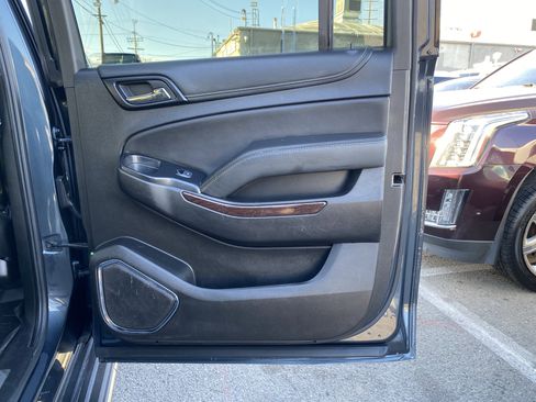 Used 2019 GMC Yukon XL SLT w/ Open Road Package image 31