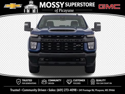 Used 2022 Chevrolet Silverado 2500 Custom w/ Custom Value Package AWD/4WD image 6