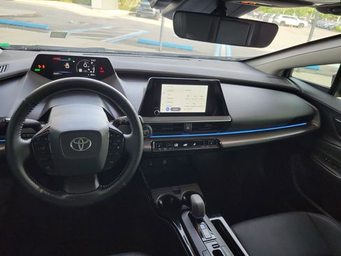 Used 2023 Toyota Prius XLE image 25