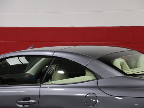 Used 2015 Lexus IS 250C image 29