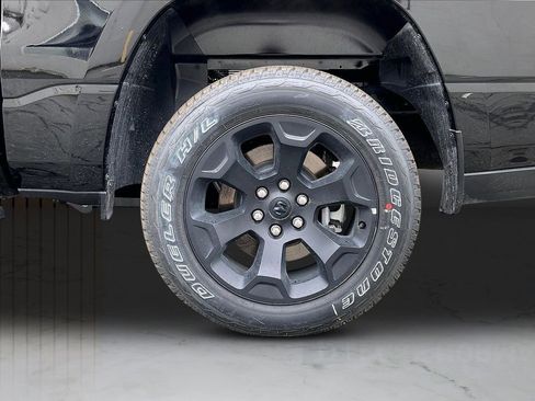 New 2026 RAM 1500 Express AWD/4WD image 34