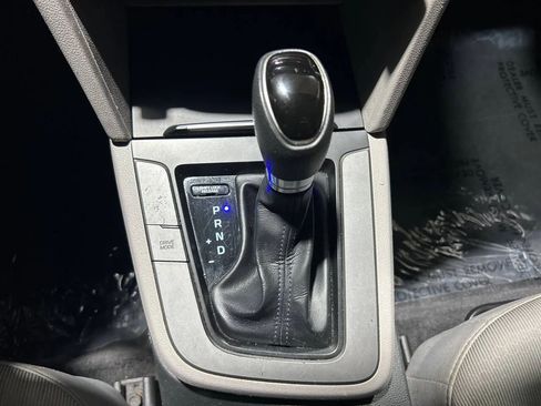 Used 2018 Hyundai Elantra SEL image 30