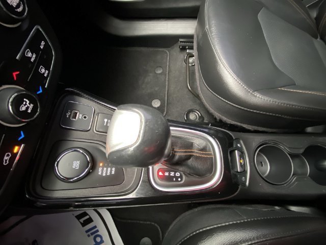Used 2019 Jeep Compass Limited w/ Safety & Security Group AWD/4WD image 19