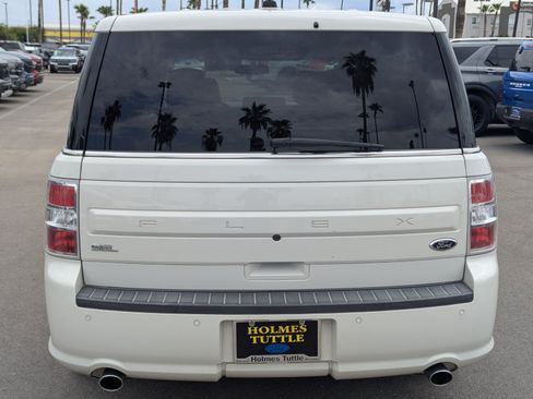 Used 2013 Ford Flex SEL FWD image 3