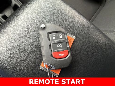 Used 2022 Jeep Wrangler Unlimited Sport image 9