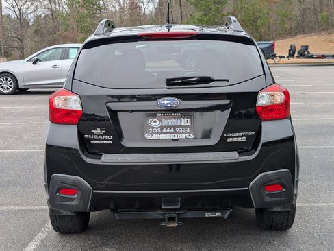 Used 2017 Subaru Crosstrek 2.0i Premium w/ Moonroof Package image 8