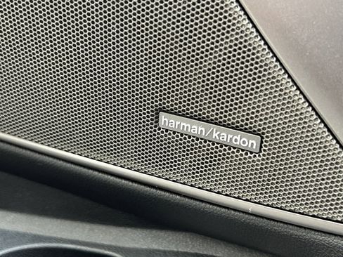 Used 2023 BMW M3 Competition w/ Executive Package image 34