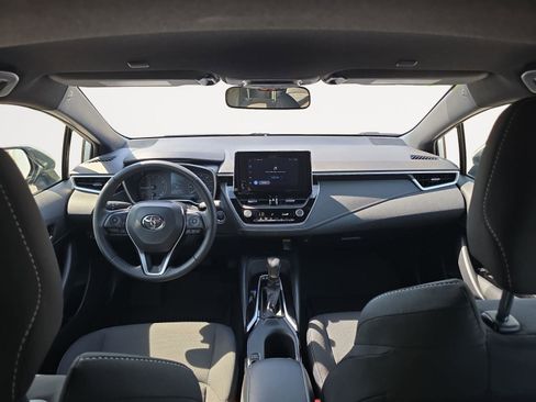 Used 2025 Toyota Corolla SE w/ SE Package FWD image 14