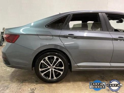 Used 2025 Volkswagen Jetta Sport image 91