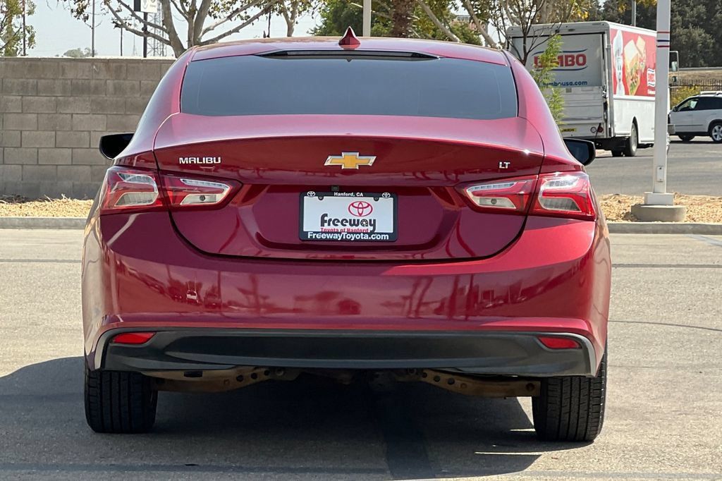 Used 2020 Chevrolet Malibu LT FWD image 6