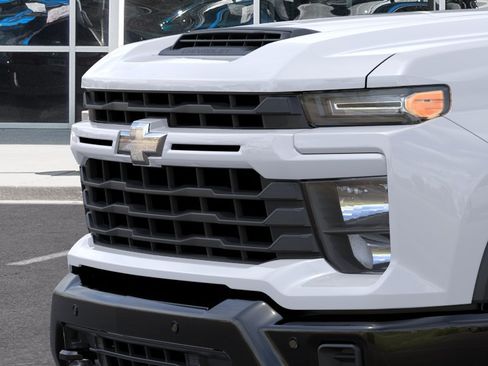 New 2026 Chevrolet Silverado 2500 Custom w/ Custom Value Package AWD/4WD image 15