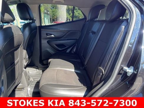 Used 2021 Buick Encore Preferred w/ Safety Package image 24