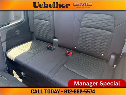 Used 2025 Nissan Pathfinder SV AWD/4WD image 22