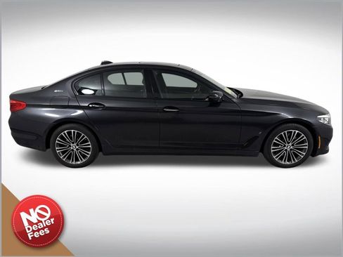 Used 2018 BMW 530e image 2