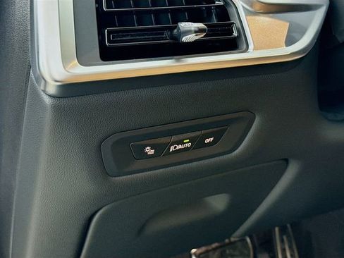 New 2026 BMW X5 xDrive40i w/ M Sport Package image 10