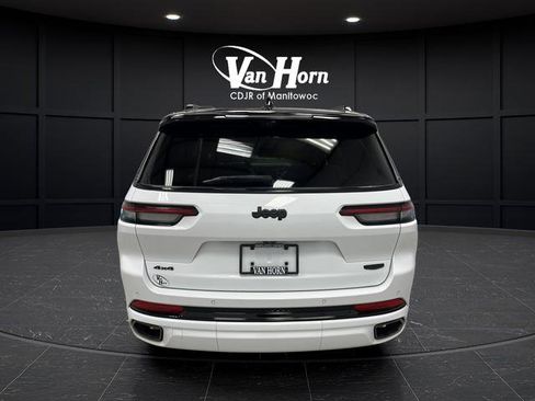 Used 2024 Jeep Grand Cherokee L Summit AWD/4WD image 6
