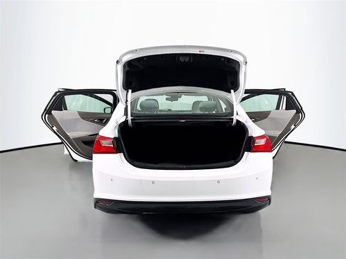 Used 2020 Chevrolet Malibu LS w/ Driver Confidence Package II image 24