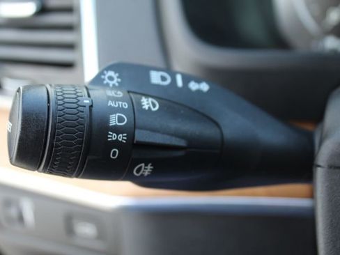 Used 2018 Volvo XC90 T6 Inscription image 19