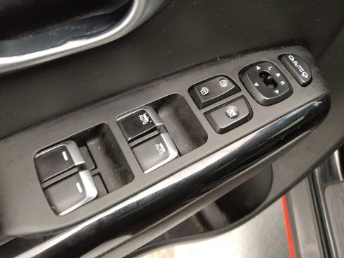 Used 2019 Kia Soul ! w/ Technology Package image 27