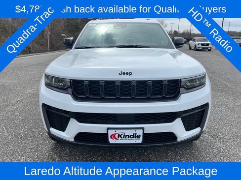 New 2026 Jeep Grand Cherokee Altitude AWD/4WD image 2