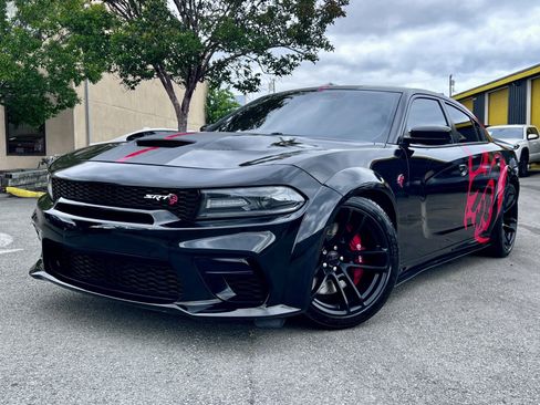 Used 2019 Dodge Charger SRT Hellcat w/ Harman/Kardon Audio Group RWD image 2