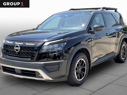 Used 2025 Nissan Pathfinder Rock Creek AWD/4WD image 1