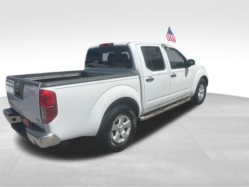 Used 2011 Nissan Frontier SV w/ SV Premium Utility Pkg image 26