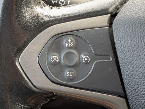 Used 2018 Chevrolet Colorado Z71 AWD/4WD image 27