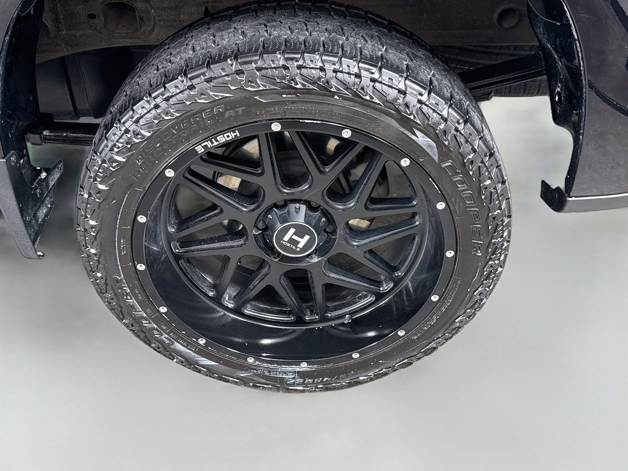Used 2020 Chevrolet Silverado 1500 LT w/ All-Star Edition AWD/4WD image 27