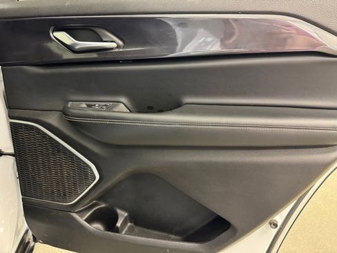 Used 2021 Jeep Grand Cherokee L Laredo AWD/4WD image 26