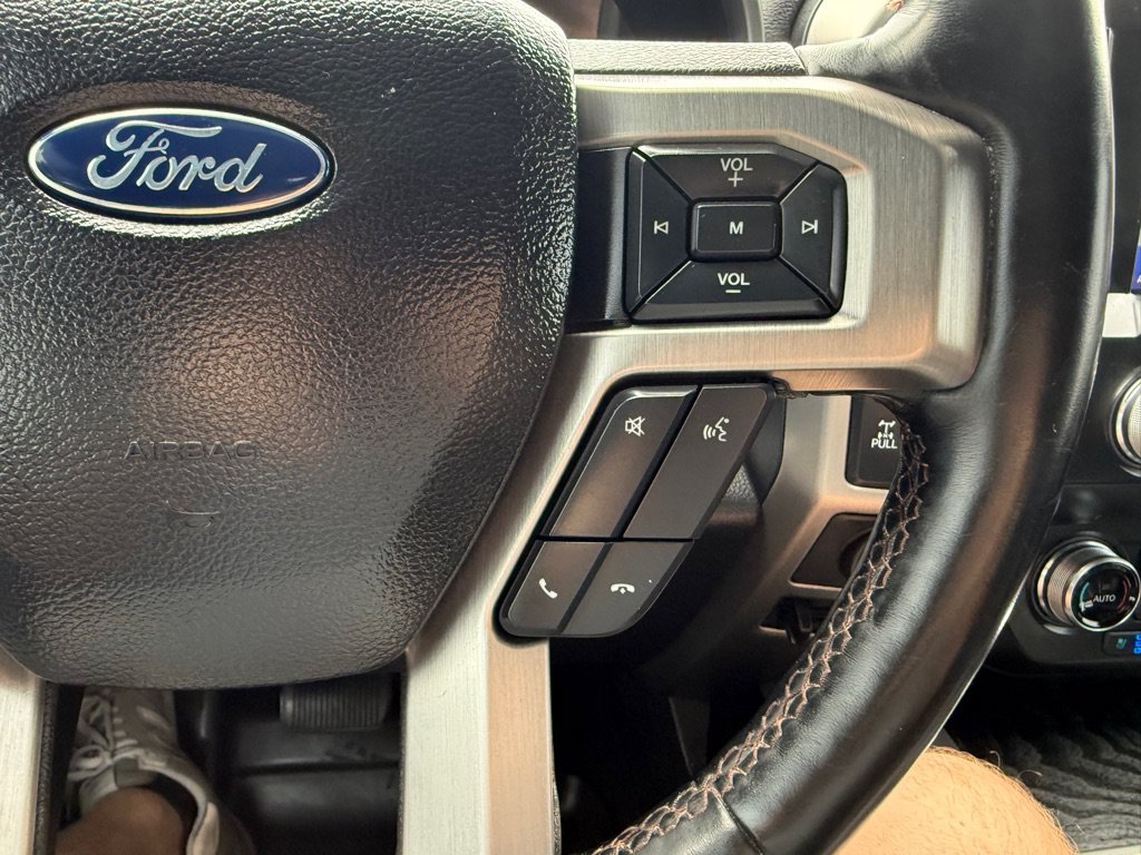 Used 2020 Ford F150 Platinum w/ Technology Package AWD/4WD image 33