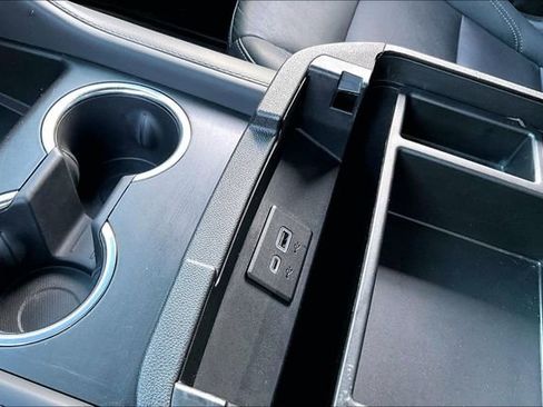 Used 2023 Chevrolet Tahoe LT w/ Luxury Package image 16