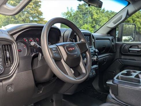 Used 2023 GMC Sierra 2500 Pro w/ Convenience Package image 23