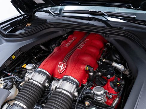 Used 2013 Ferrari 458 Spider RWD image 50