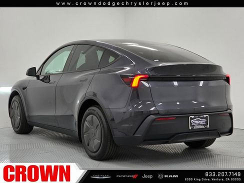 Used 2026 Tesla Model Y Long Range image 5