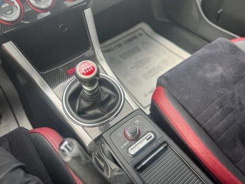 Used 2015 Subaru WRX STI AWD/4WD image 32