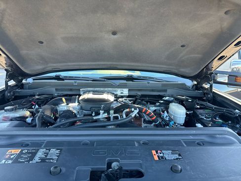 Used 2015 GMC Sierra 2500 Denali w/ Duramax Plus Package image 57