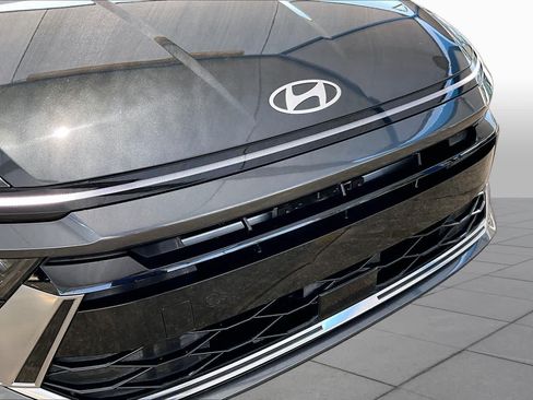 Used 2025 Hyundai Sonata SEL FWD image 29