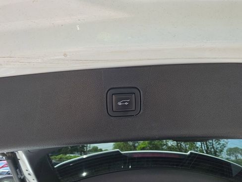 Certified 2024 Chevrolet Blazer LT w/ Convenience Package AWD/4WD image 30