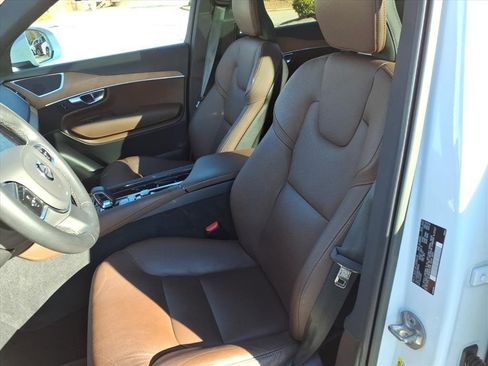 Certified 2023 Volvo XC90 B6 Plus w/ Protection Package Premier image 19