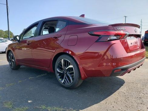 New 2025 Nissan Versa SR w/ Trunk Package image 9