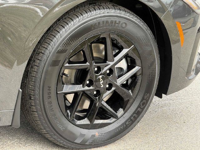 New 2026 Kia K5 LXS FWD image 34