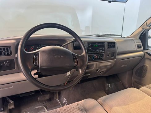 Used 2001 Ford F350 2WD Regular Cab Super Duty image 11