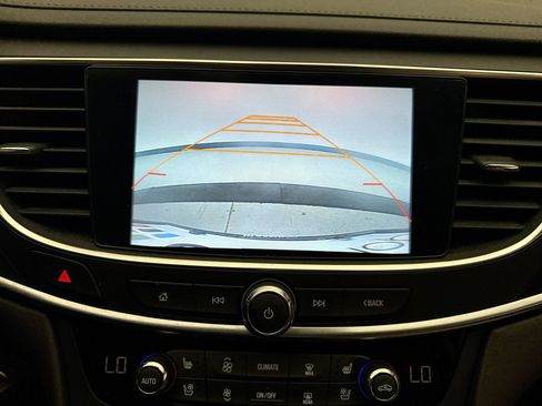 Used 2017 Buick LaCrosse Premium image 15