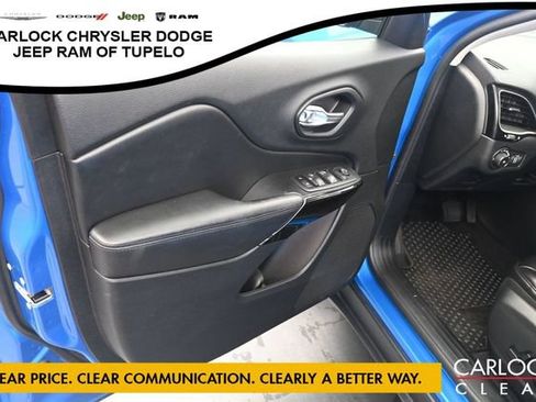 Used 2020 Jeep Cherokee Latitude Plus FWD image 13