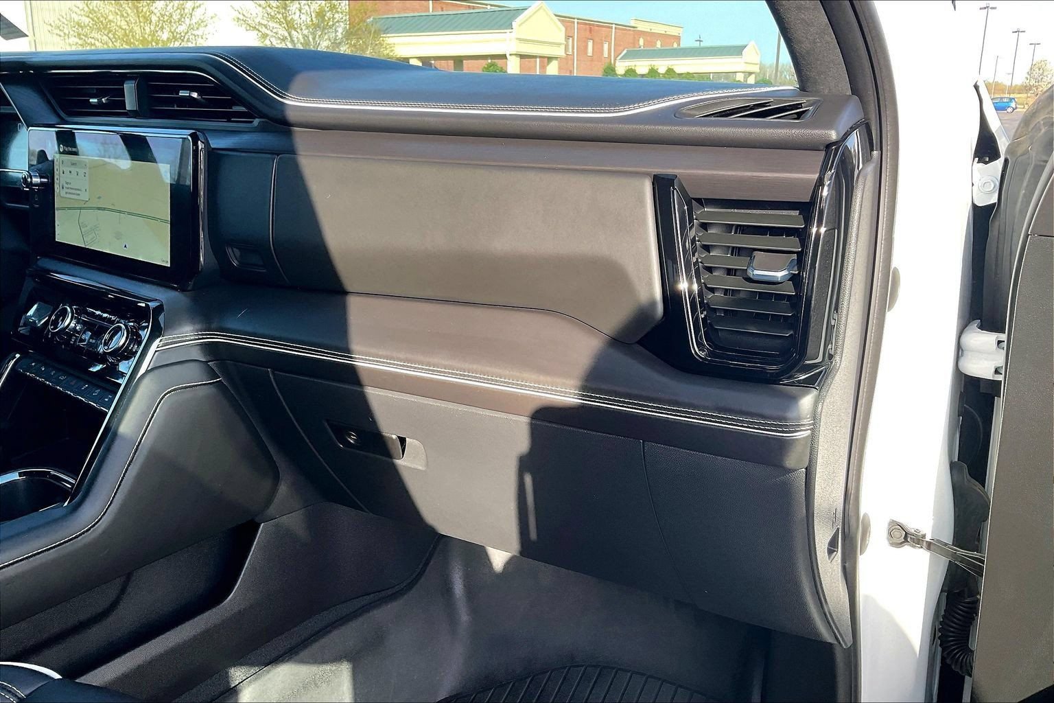 Used 2023 GMC Sierra 1500 AT4X w/ AT4X AEV Edition AWD/4WD image 16