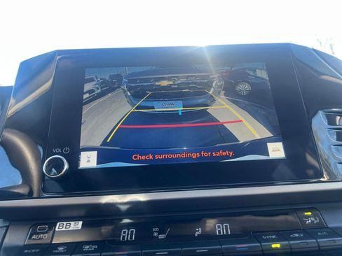 Used 2025 Toyota Camry LE image 17